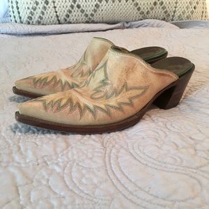 Old Gringo Leather Mules